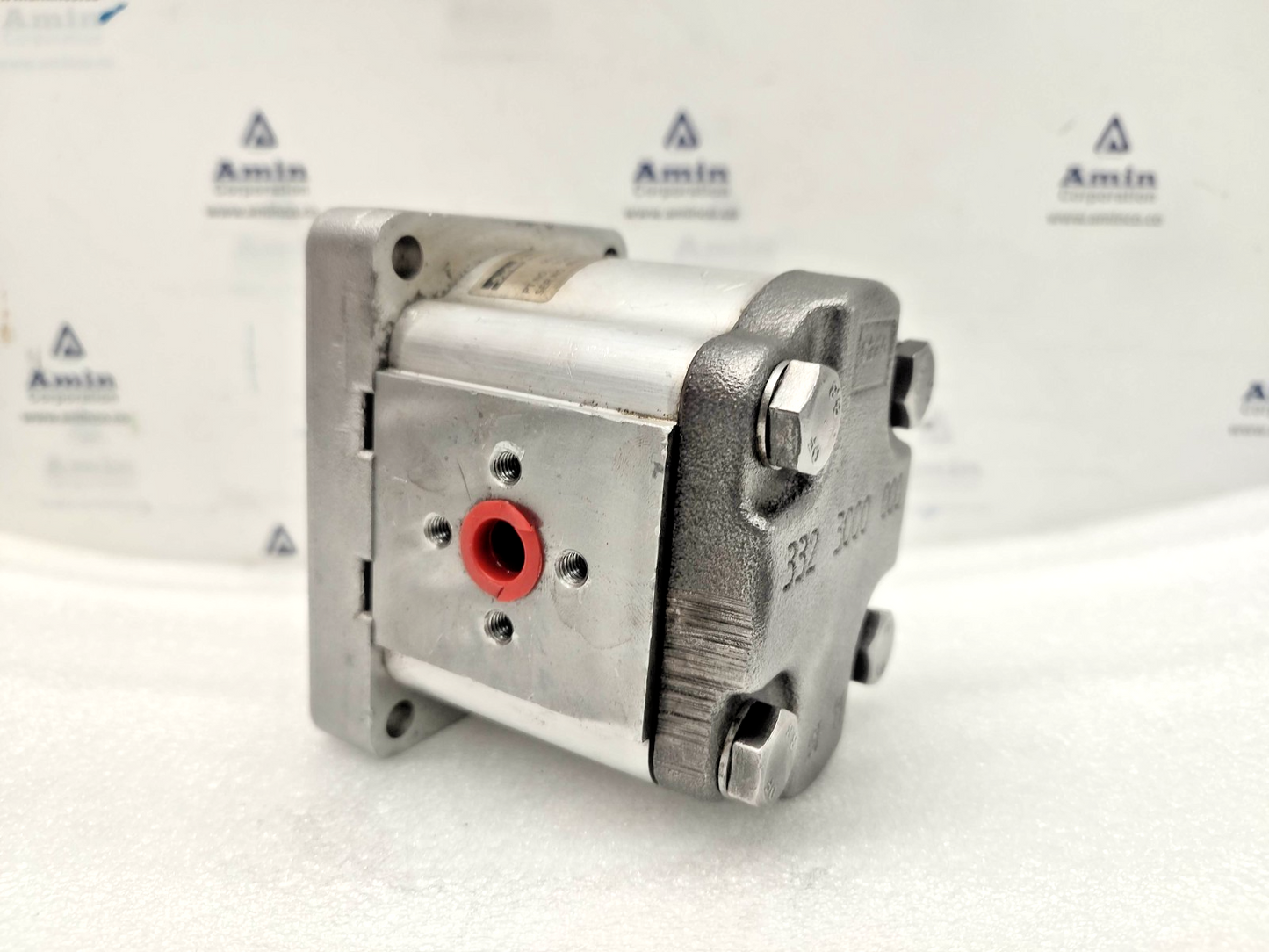 Parker P/N: 3349111292 Hydraulic Gear Pump - NEW