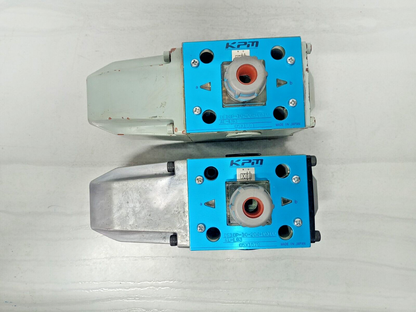 KPM Kawasaki DE10P-10-204-D100AL-L93 Solenoid Valve - NEW