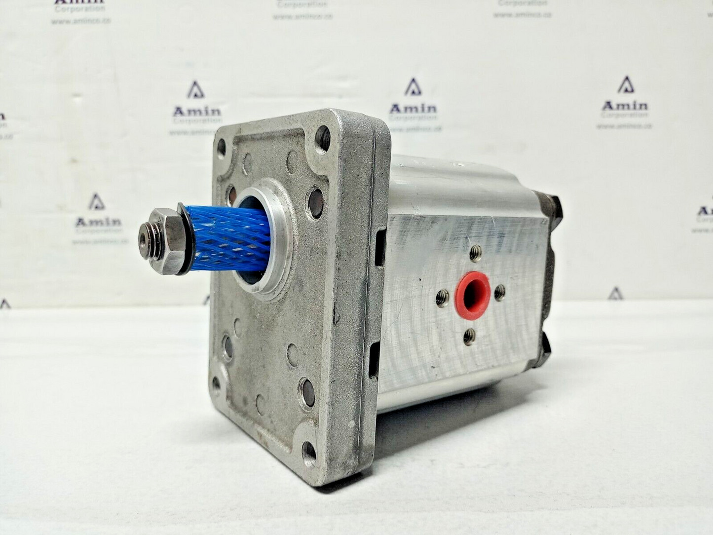 Parker P/N: 334-9111-364 PGP51 1M0270CS2D3NL2L1B1B1 Hydraulic gear pump - NEW