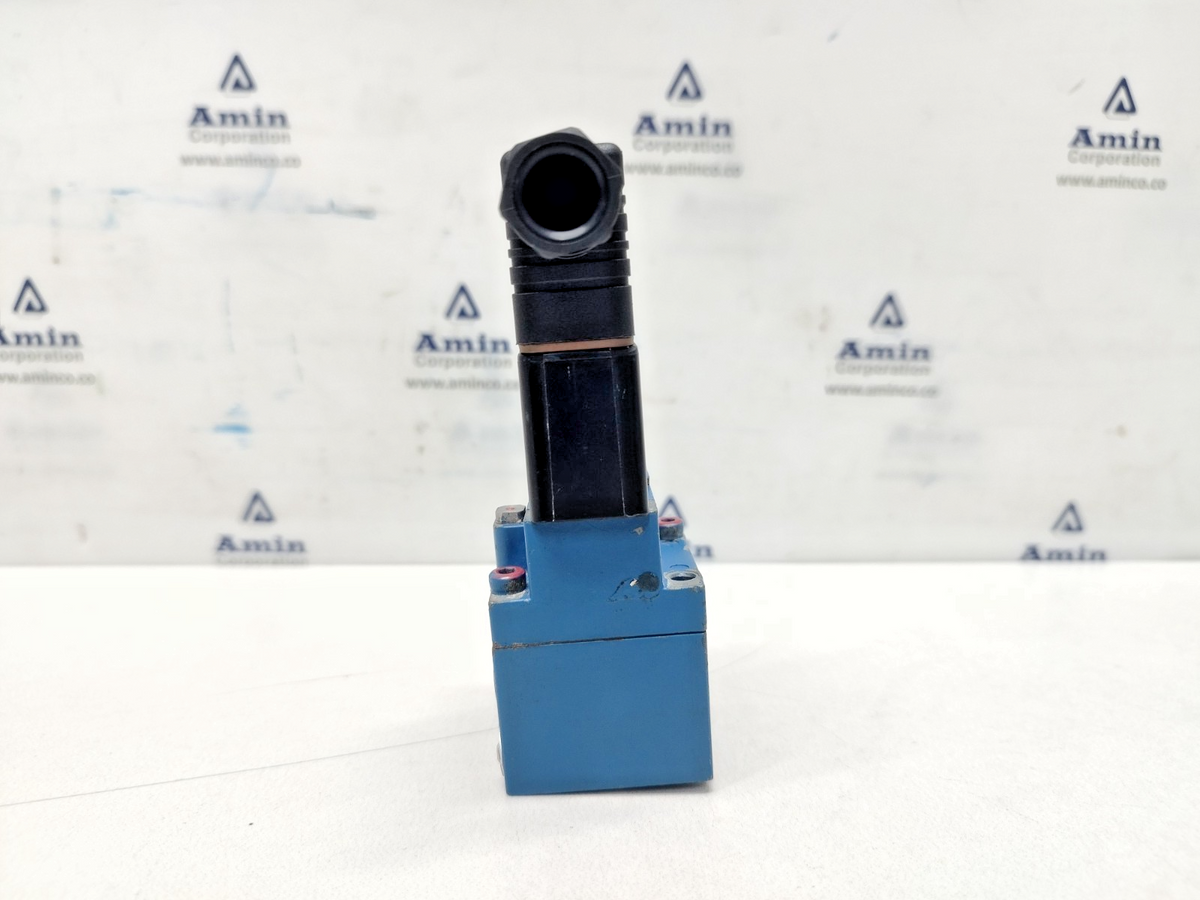 Wabco 3722260220 Pneumatic Directional valve - NEW