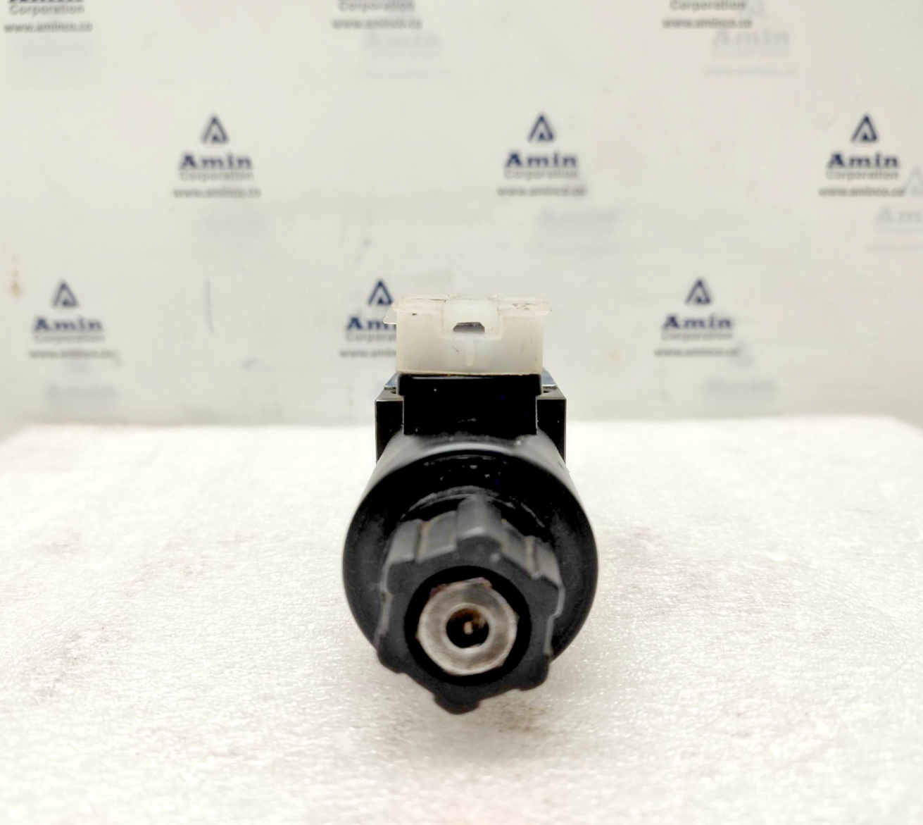 TDZ Hydraulics 2-C2-D24-35J Directional Control Valve - NEW