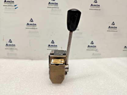 Rexroth 4WMM 6 J53/ Directional Control Valve MNR: R900469302 - NEW