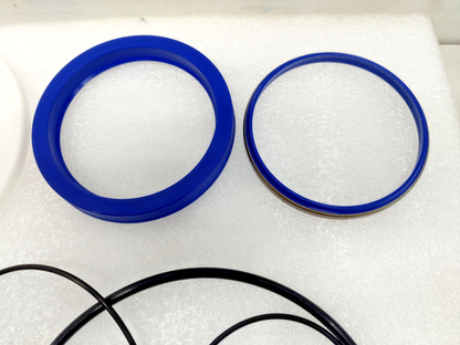 Macgregor P/N: 24328 Seal Kit 180/100 for Hyd. Luffing Cylinder - NEW