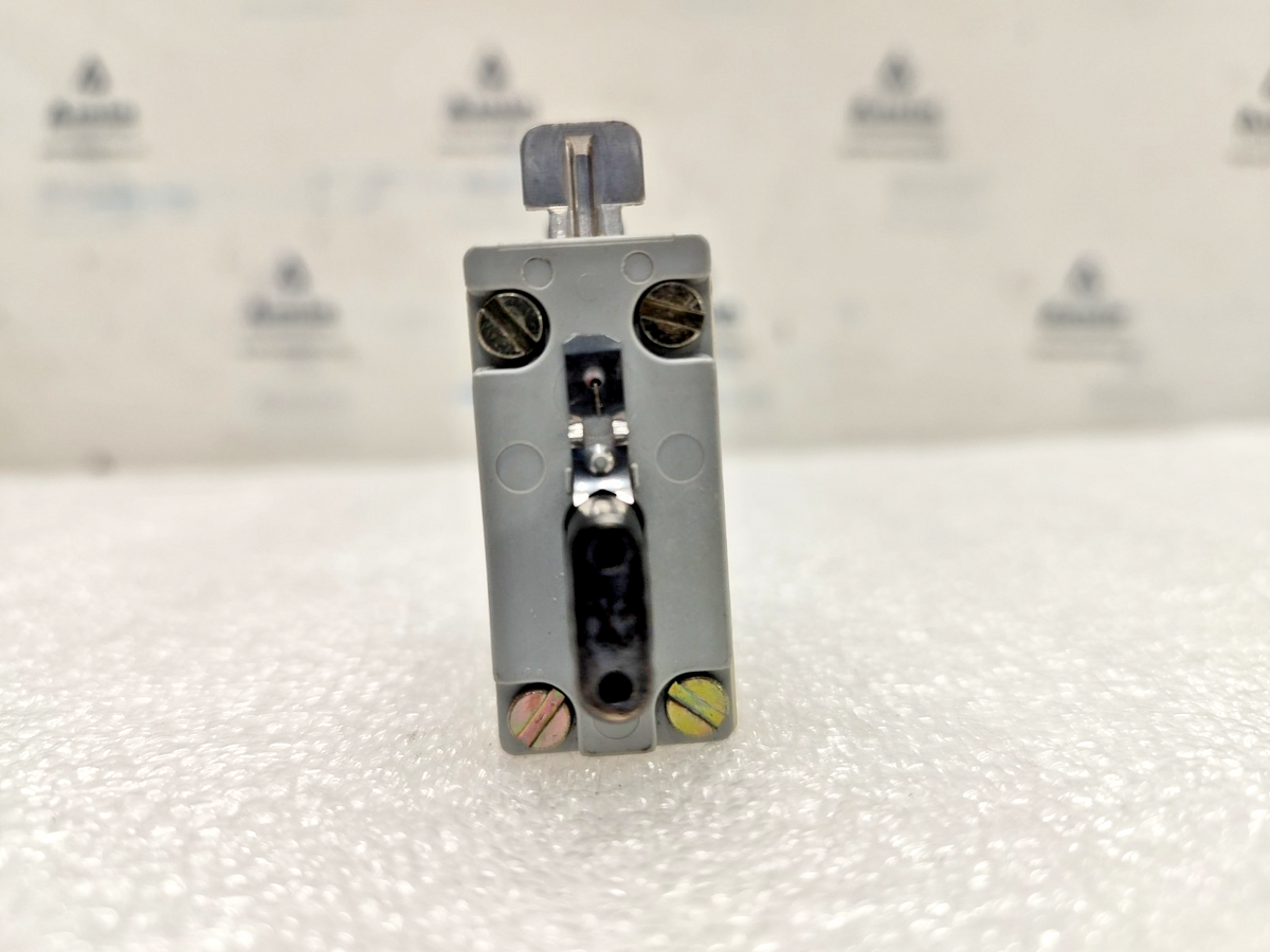 Siemens 3NA2 810 fuse 25A NH00-gL/gG 500V/120kA (Lot of 9pcs) - New