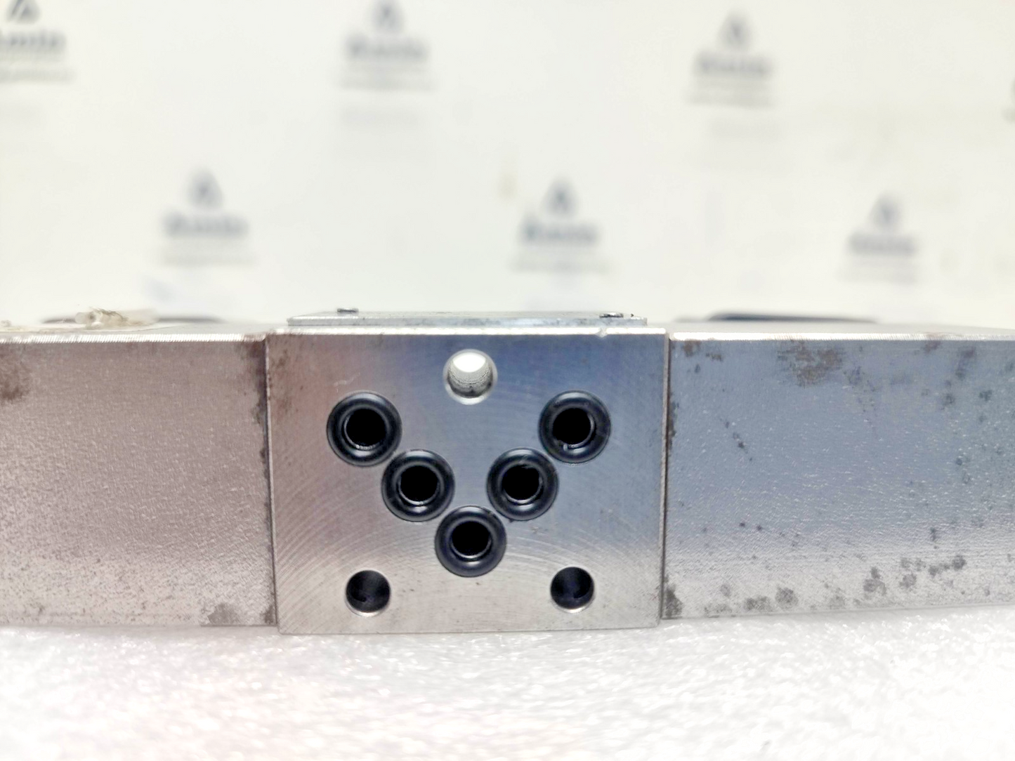 Wandfluh BS4D32-XX-S1533 Solenoid Valve 250bar max, 24VDC