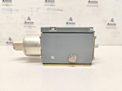 SQUARE D Class: 9012 ACW-1 Form: M12 Ser.: C Pressure Switch - NEW