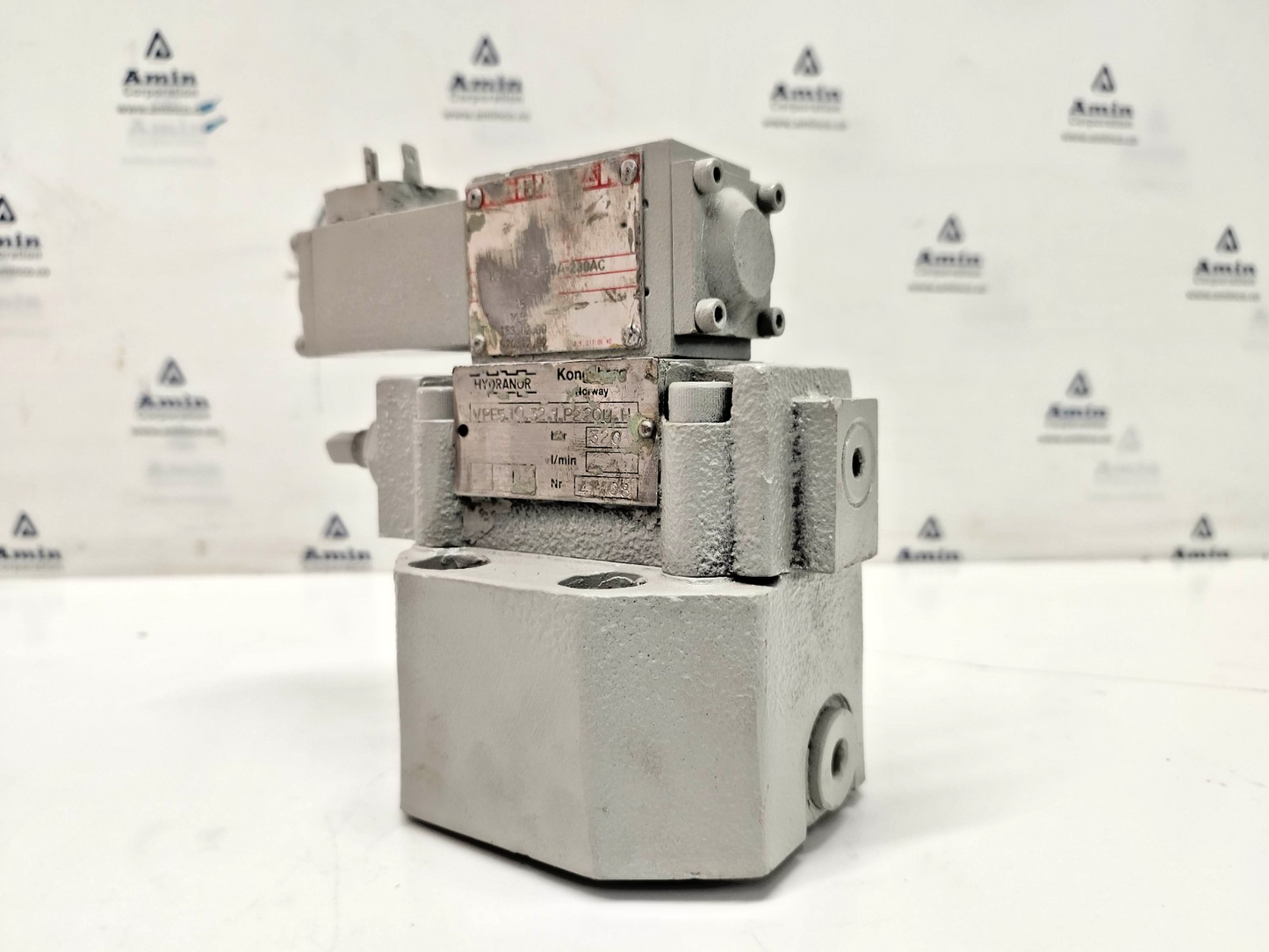 Hydranor VPE5.10.32.1.P220U.H with KV-4/2-4-52A-230AC Valve #2