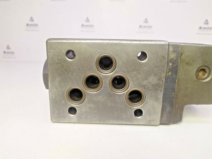 Yuken DMG-03-2B2-5030 Directional control Valve - NEW