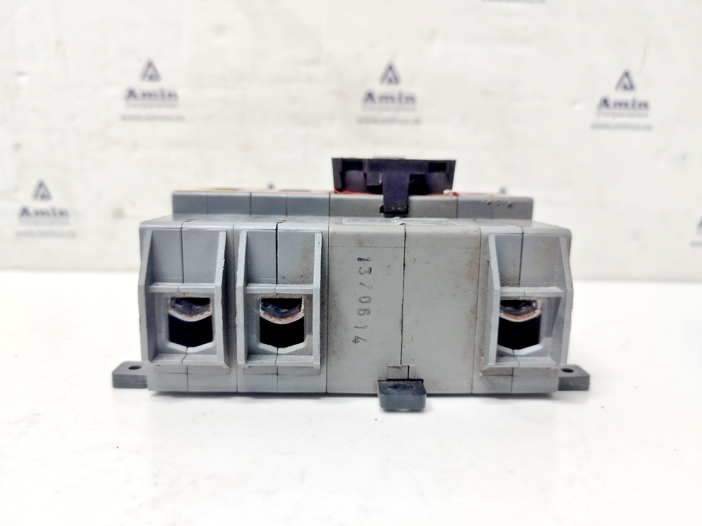 ABB OT160E3 Disconnect Switch Panel Mount 600VAC 125A