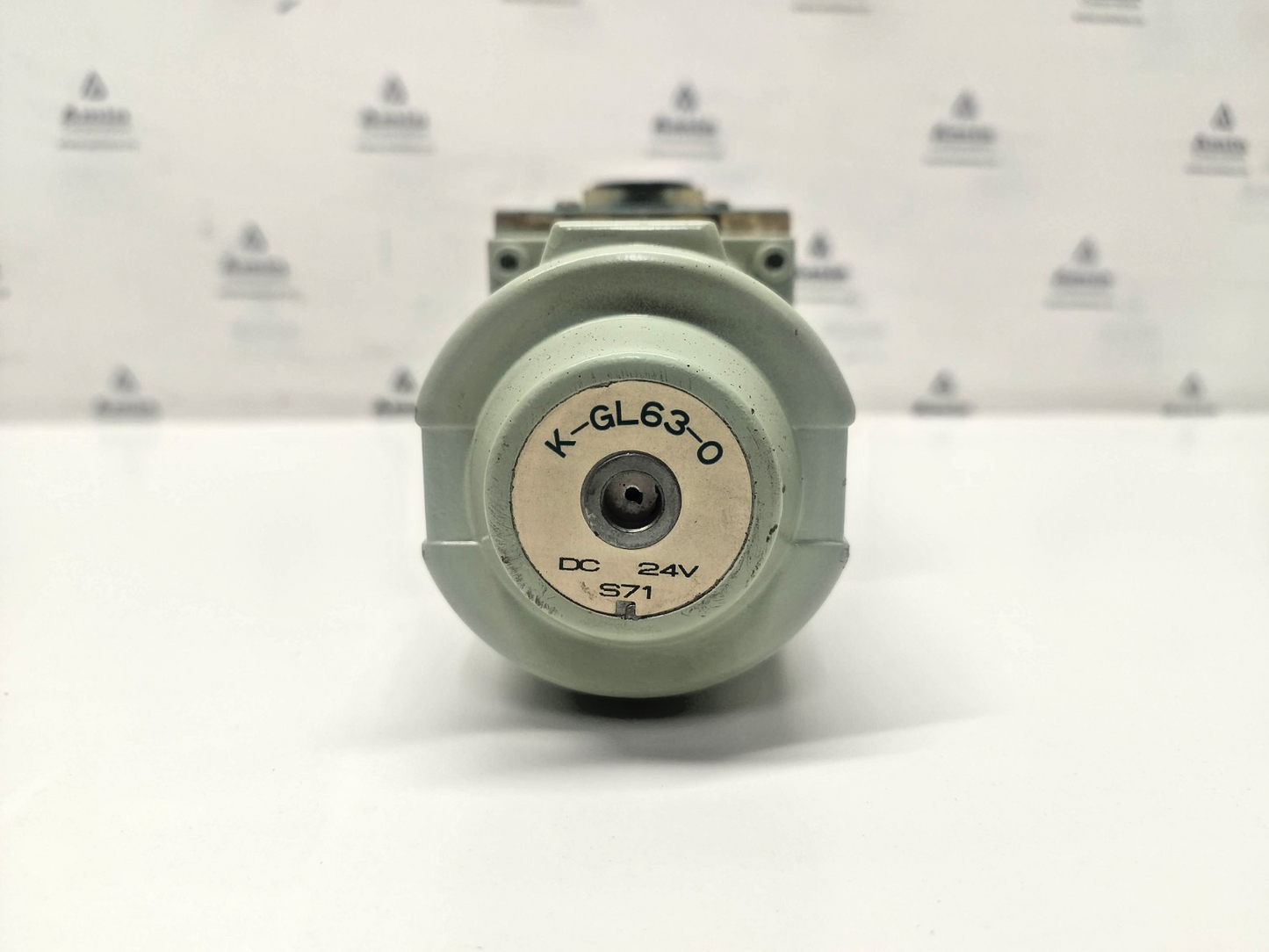 Kawasaki Rexroth 4WE10J-10L0/LG24 NDL-L70 Solenoid Valve DC 24V- NEW