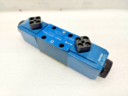 Eaton Vickers DG4V-3-2N-M-U-H7-60 EN38 Directional Control Valve - NEW #3