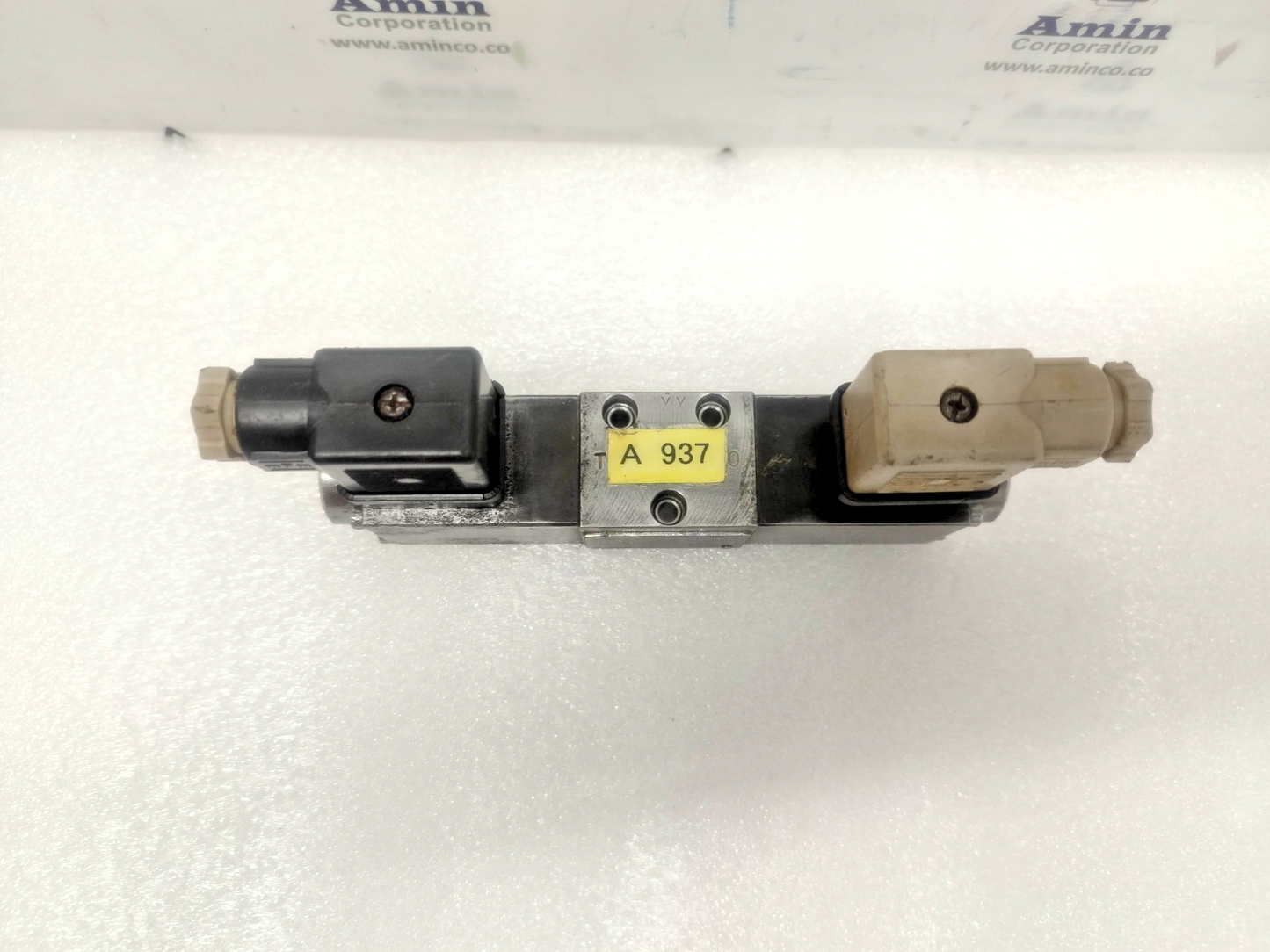 Wandfluh BS4J30-XX-S1533 Solenoid Valve 250bar max.