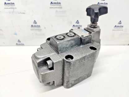 Vickers XCG 06 3F 30 Pressure Reducing valve 2850 psi max. - Refurbished