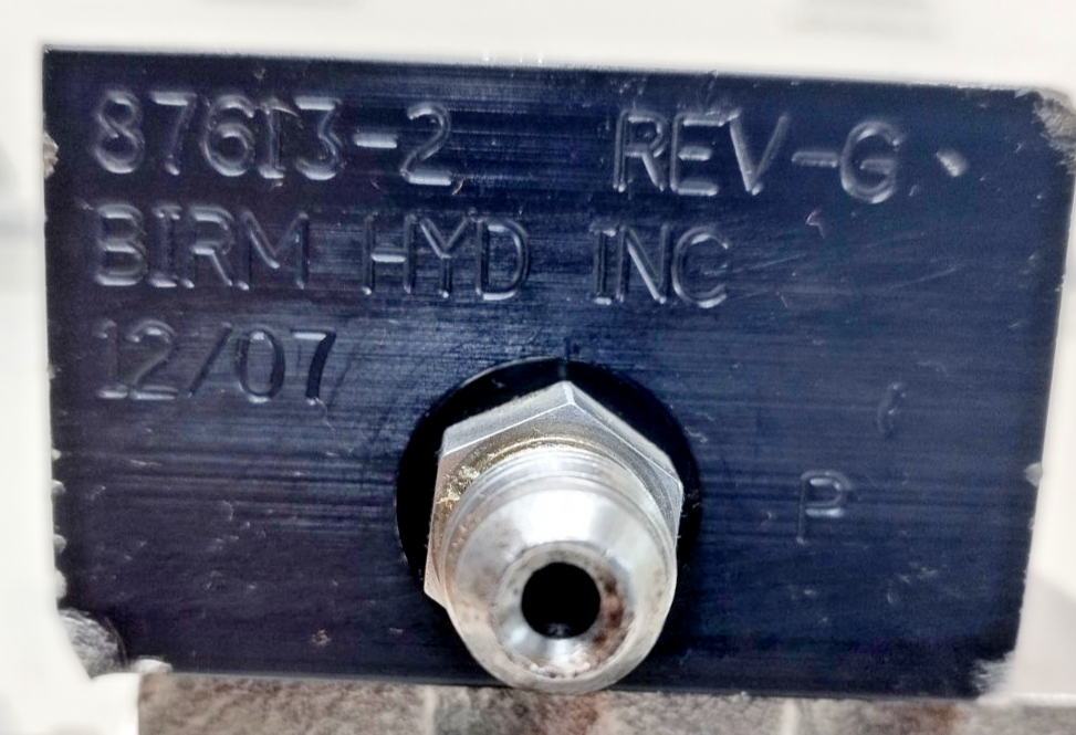 Vickers XG-06-FF-DG-0A-M-X2-ER440-EN434 Hydraulic Valve