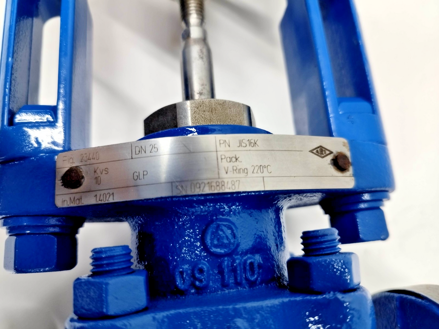 Ari-armaturen ARI-PREMIO 2,2 kN Electric Thrust Actuator DN25 PN16 Valve - NEW