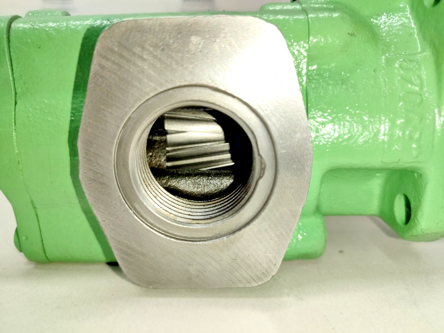 Nauder R25/16 FL-Z Hydraulic gear pump - Refurbished & Tested