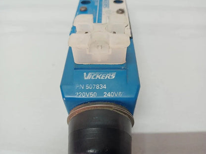 Vickers DG4V-3-2N-H-M-U1-D6-60 EN38 Directional Control valve