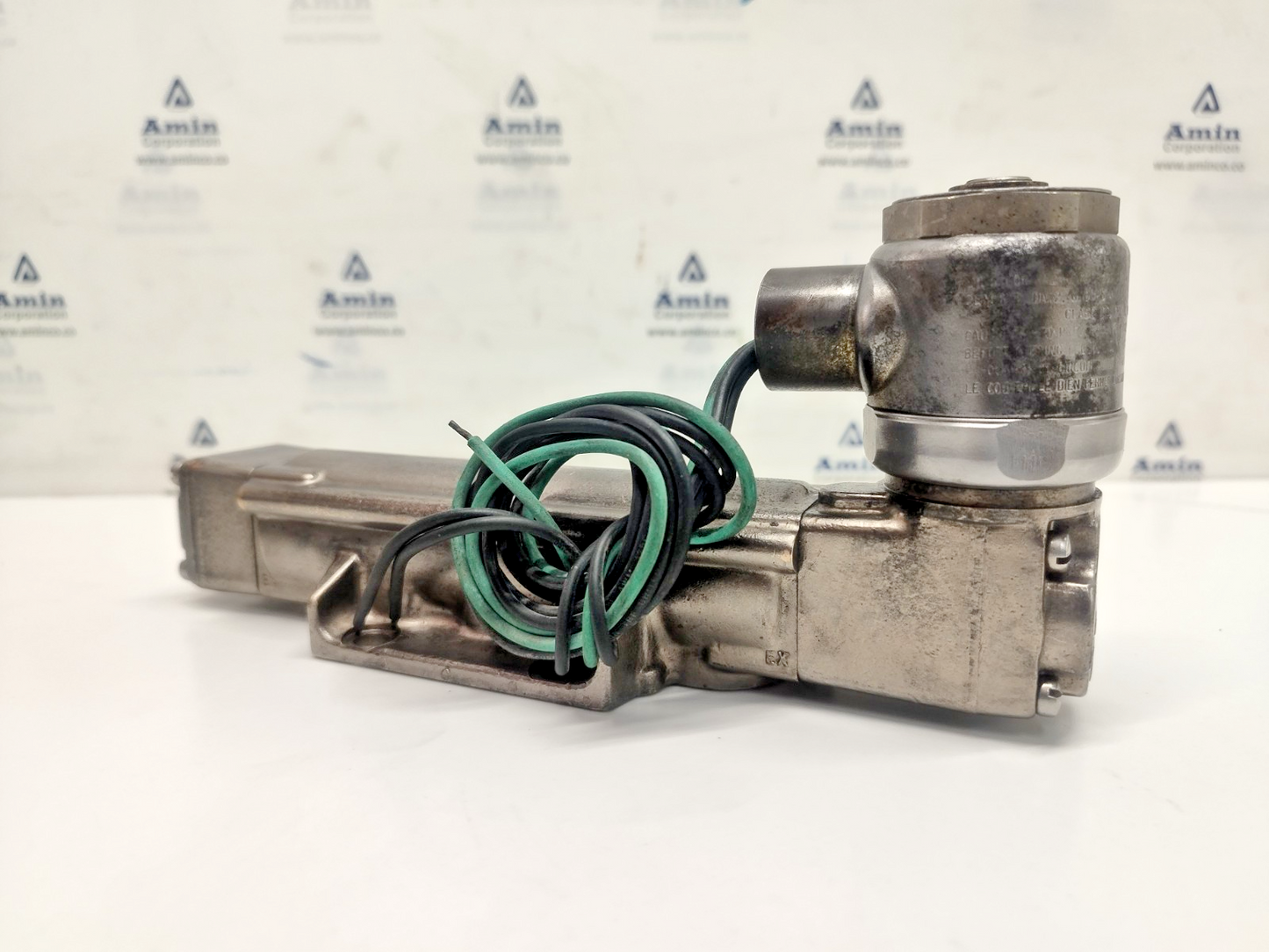 Versa VSG-4532-MS1-XX-A120 Solenoid valve 40-175 psi max. 120V 60Hz