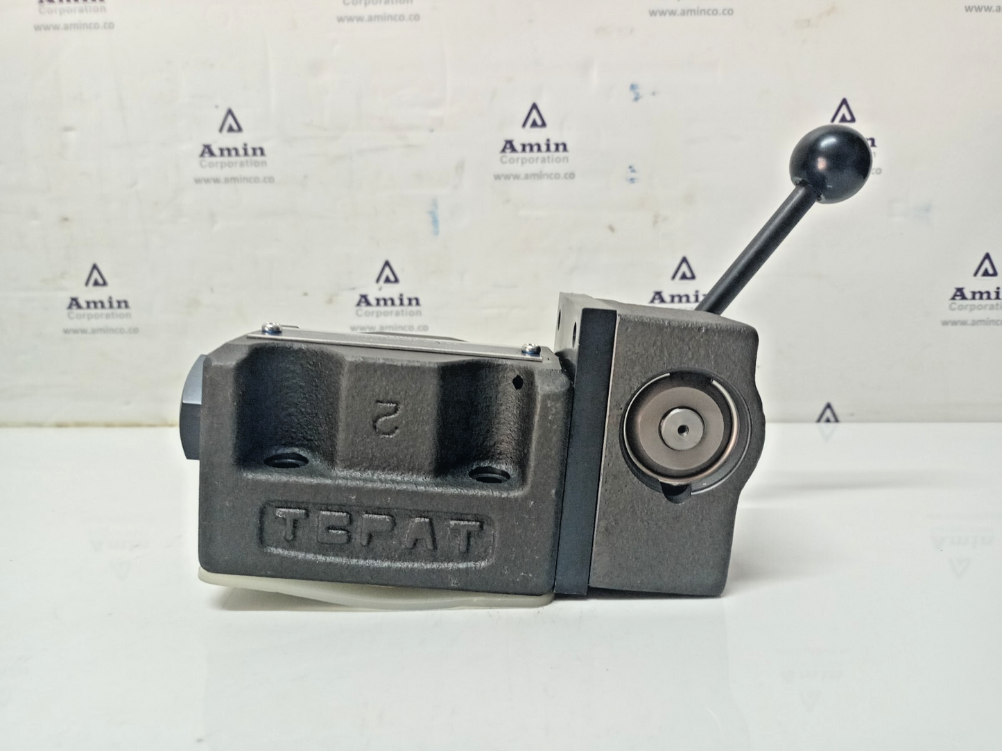 Yuken DMG-03-3C2-50 Directional valve - NEW