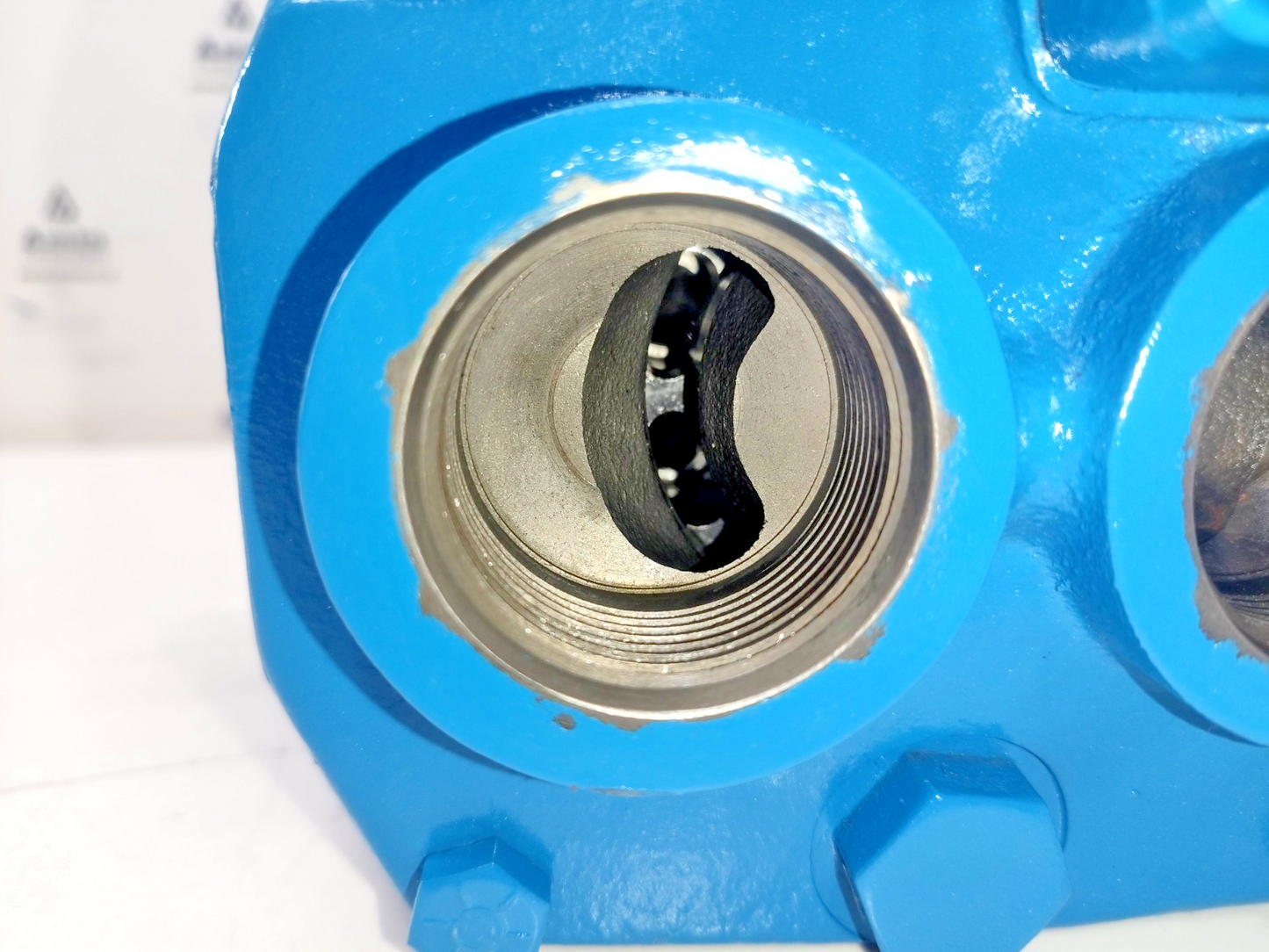 Vickers PVB15 LSY 41 C12 Hydraulic Piston Pump - Pressure tested