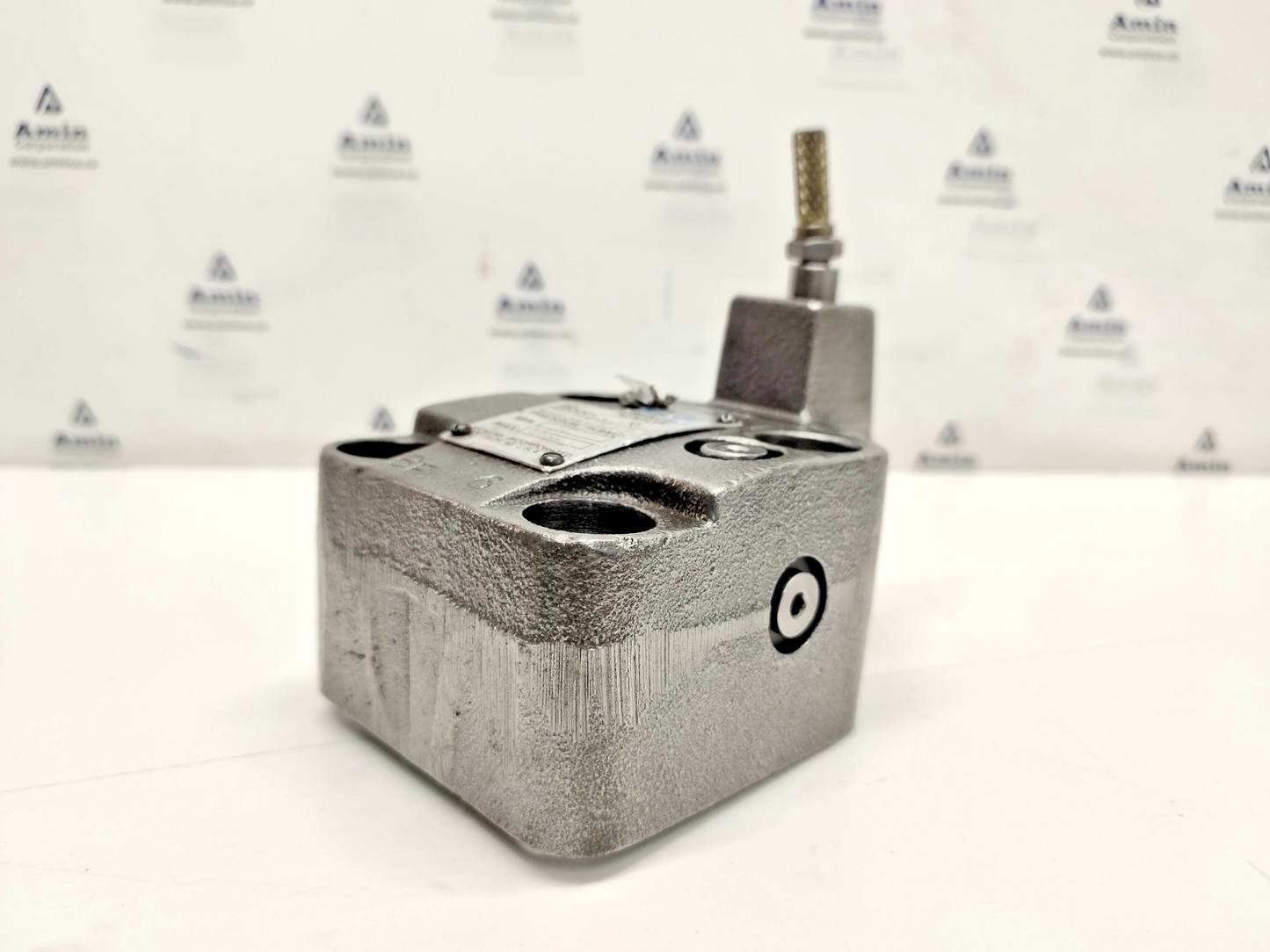 Vickers CG-06-FY-50 Sequence Valve CG06FY50 Pressure Range: 1500-3000psi #2