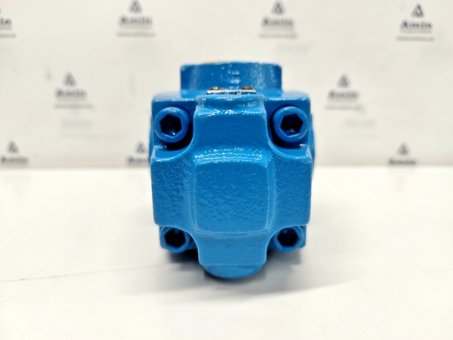 Sperry Vickers 4CT-06-A-20UB Pilot Operated Check Valve - Refurbished