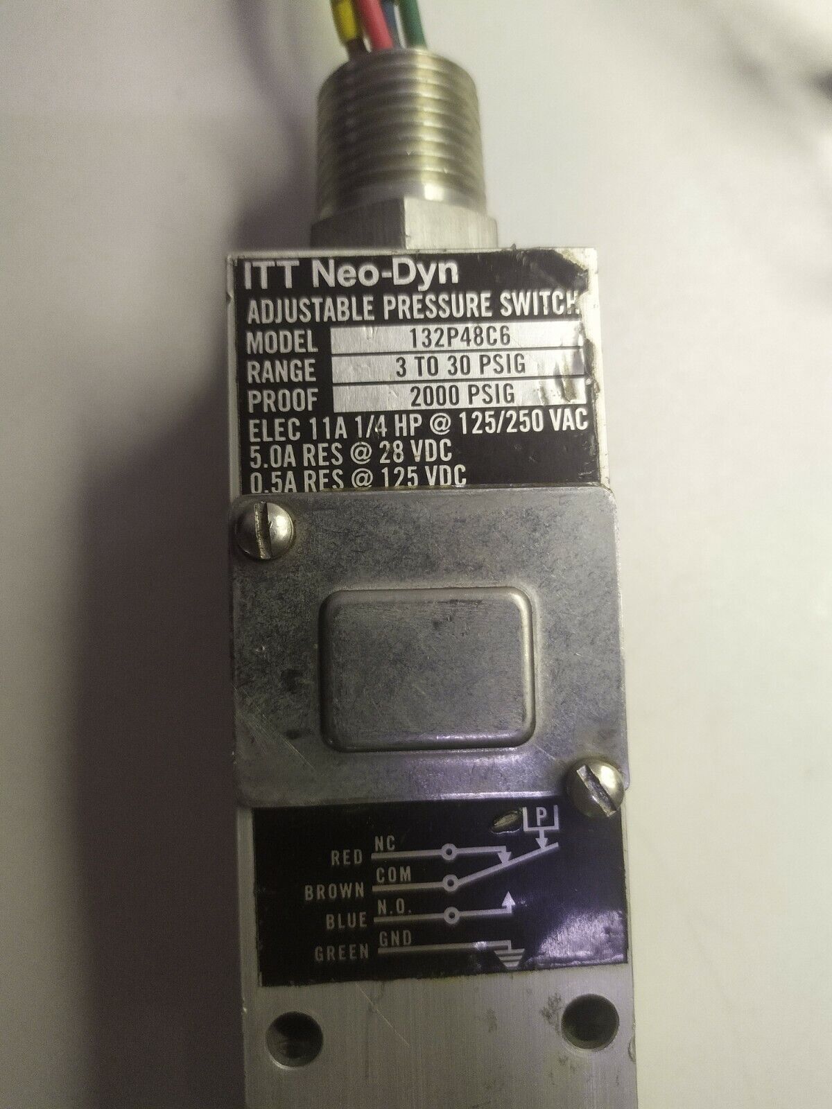 ITT Neo-Dyn 132P48C6 Adjustable pressure switch 3-30 Psig