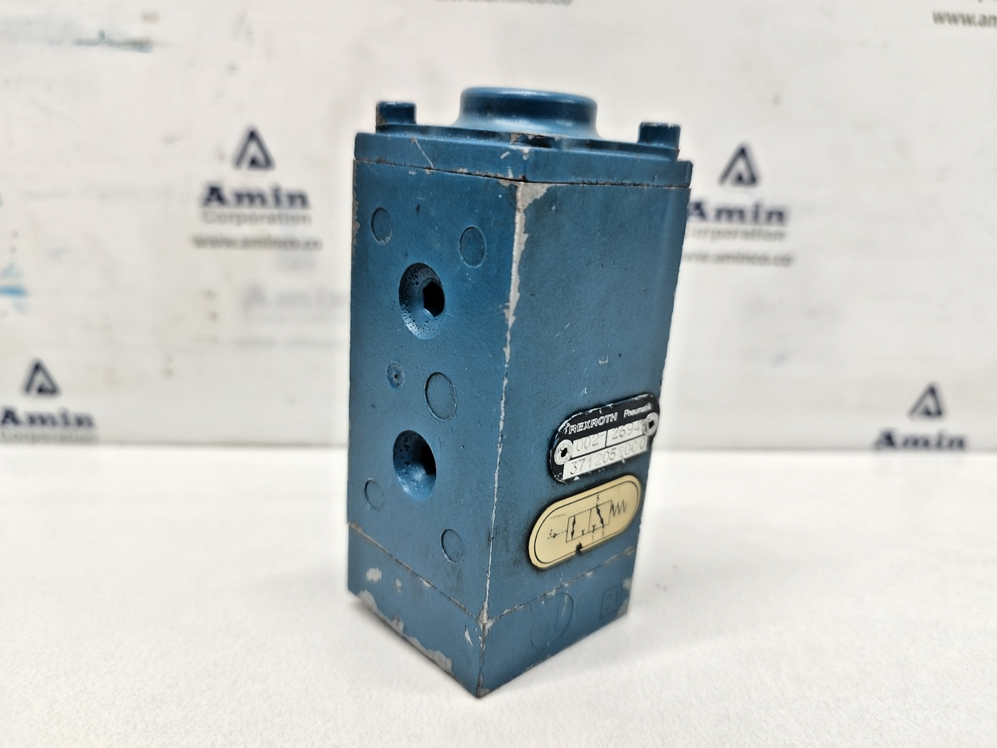 Rexroth 3712052000 Pneumatic Valve - New