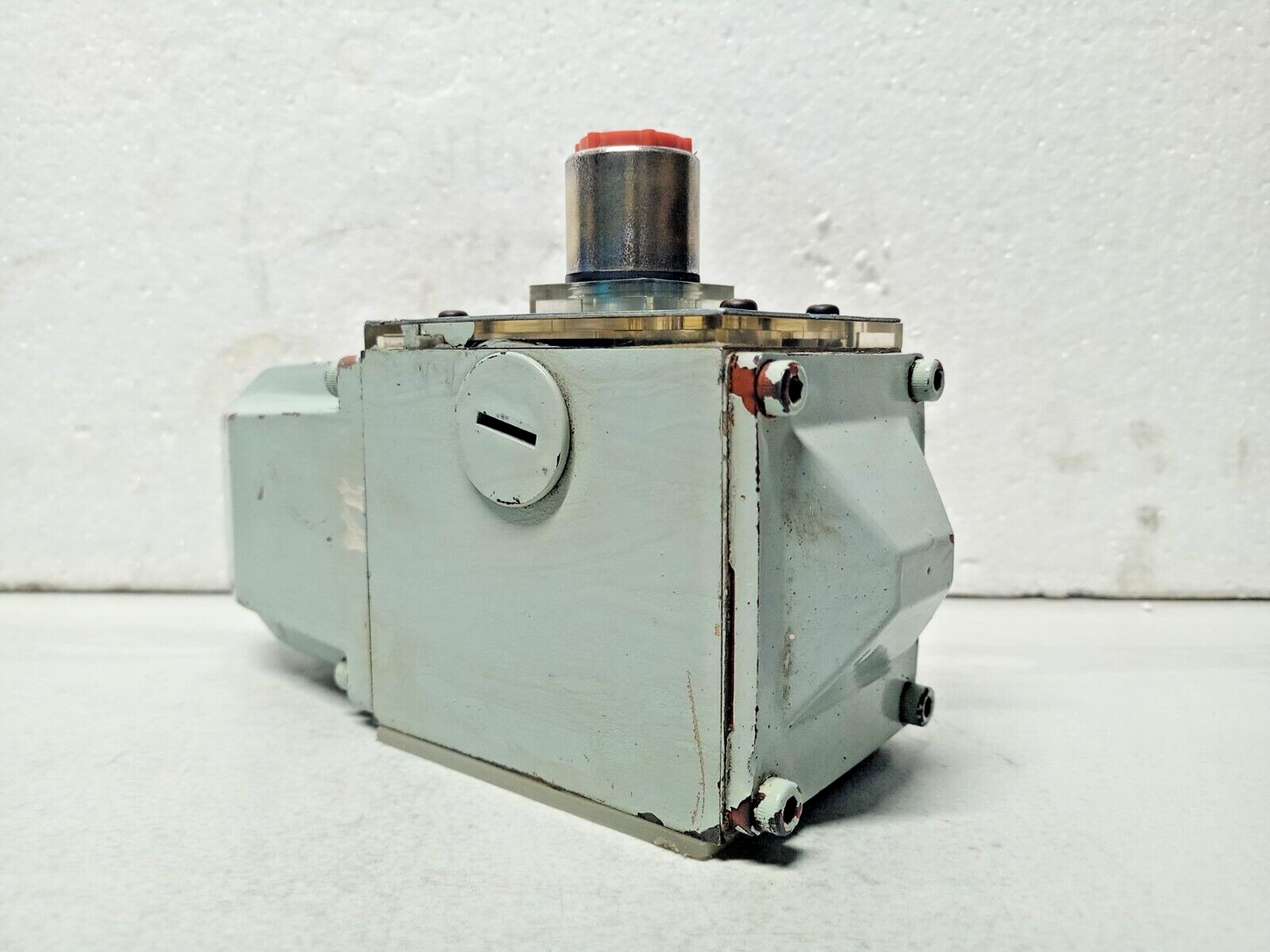 Kawasaki Rexroth 4WE10D-10L0/LW100NDL-B04 Solenoid Valve - NEW