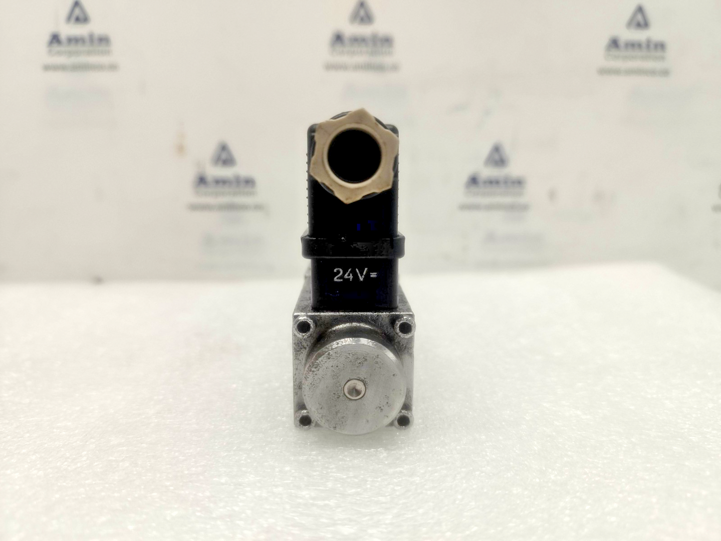 Wandfluh BS4J30-XX-S1533 Solenoid Valve 250bar max.