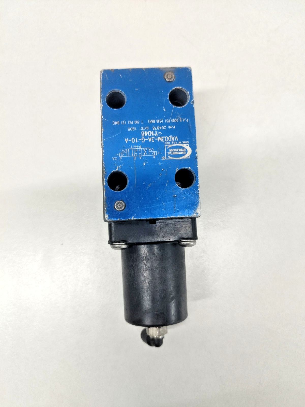Continental Hydraulics VAD03M-3A-G-10-A-Y1048 Directional Control Valve