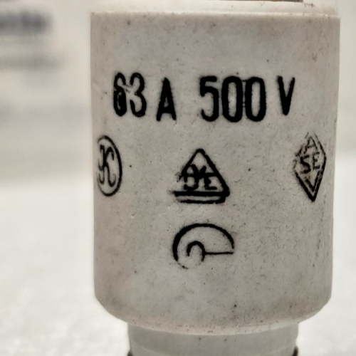 Fuse Lot 63A, 500V (Lot of 18pcs) - NEW