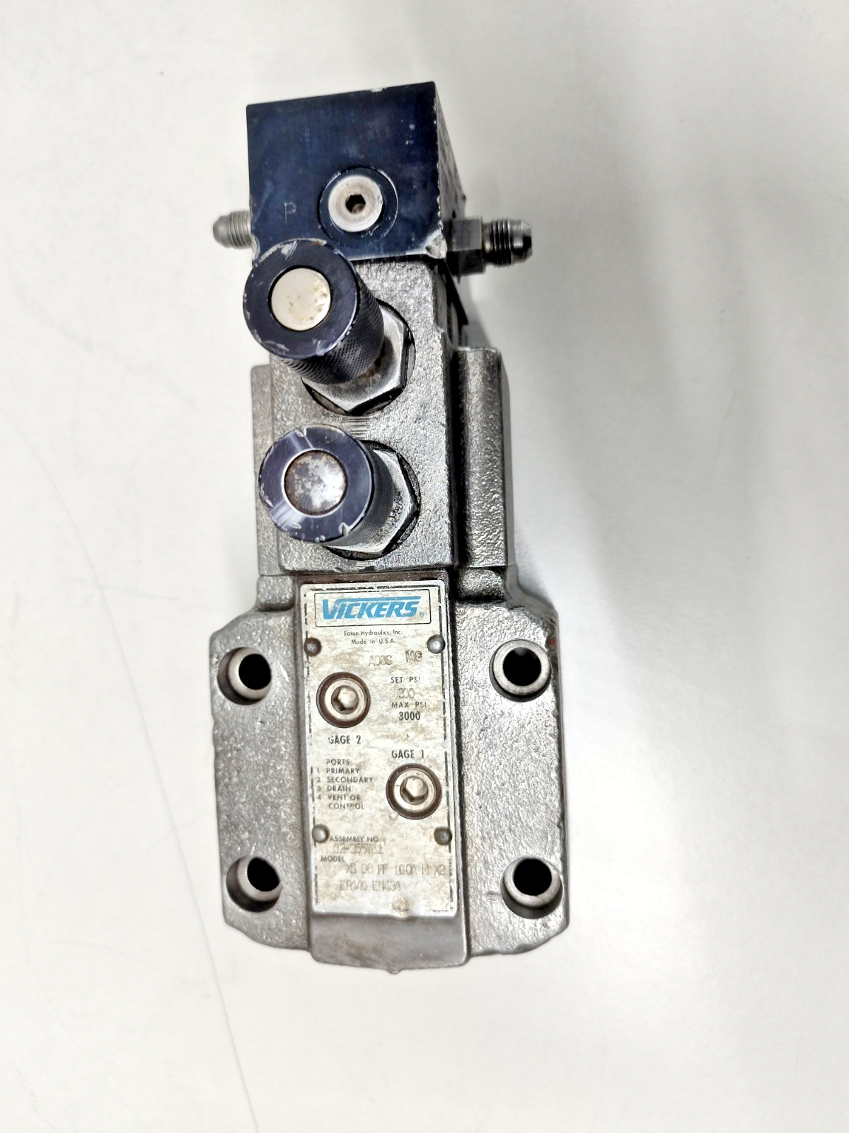 Vickers XG-06-FF-DG-0A-M-X2-ER440-EN434 Hydraulic Valve