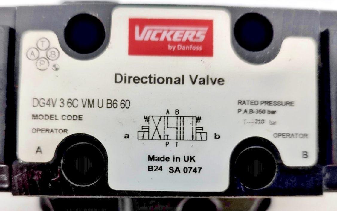 Vickers by Danfoss DG5V-7-8C-VM-U-B6-50 with DG4V-3-6C-VM-U-B6-60 Valve - NEW