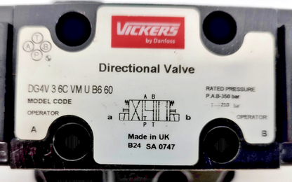 Vickers by Danfoss DG5V-7-8C-VM-U-B6-50 with DG4V-3-6C-VM-U-B6-60 Valve - NEW