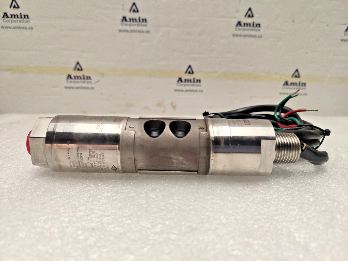 Viatran 5715BHSX818 Model 571 Pressure Transmitter 0-7500 PSIS -NEW
