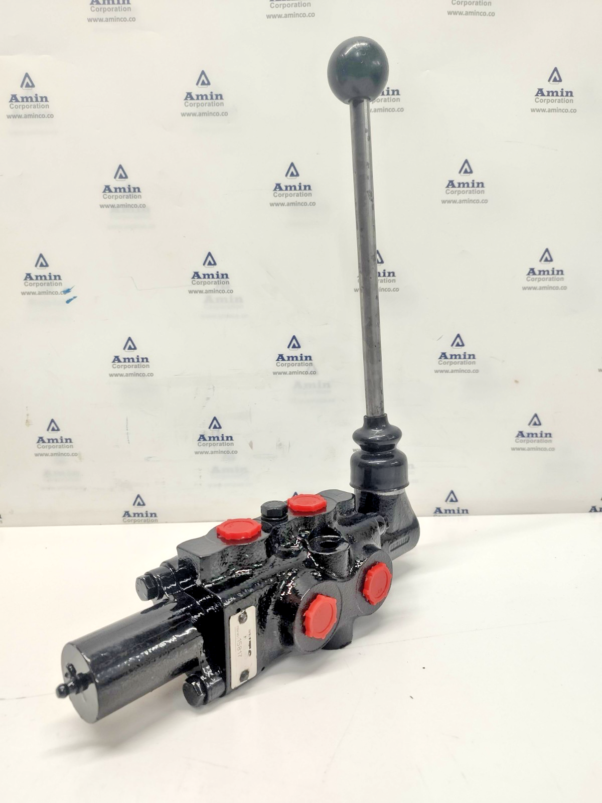 TTS Item No. 15817 Hydraulic Directional Control Valve - NEW