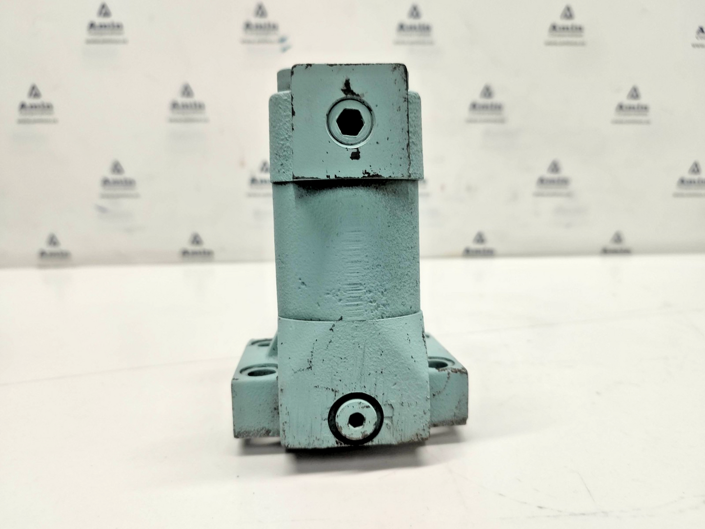 Denison VP01-50-0Q-A1 Proportional valve R4V 03 593 12 P1 G0Q A1 Relief valve