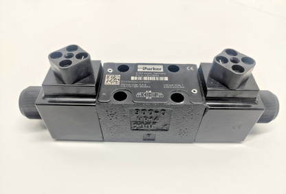 Parker D1VW004CNYW91 Directional Control Valve - NEW