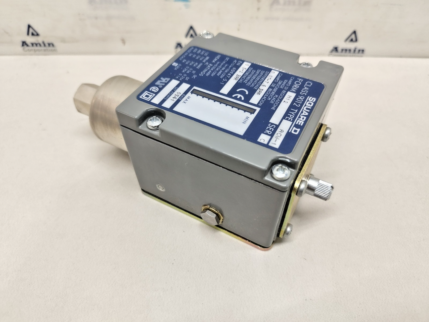 SQUARE D Class: 9012 ACW-1 Form: M12 Ser.: C Pressure Switch - NEW