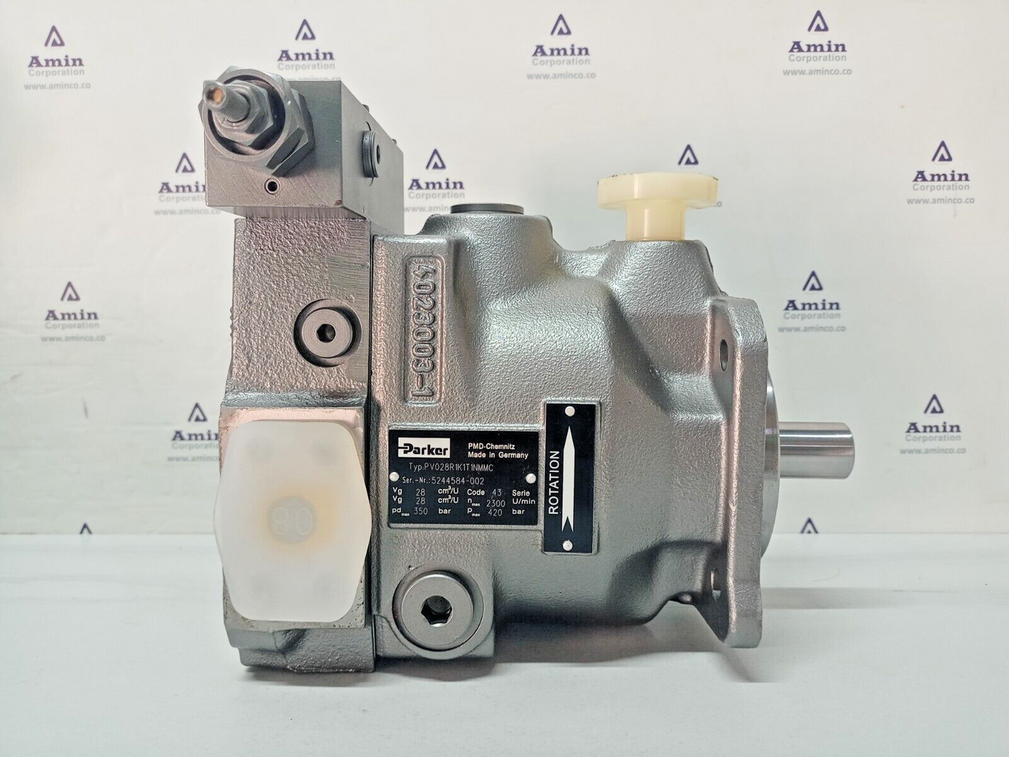 Parker PV028R1K1T1NMMC Variable displacement Axial Piston Pump 28cc - NEW