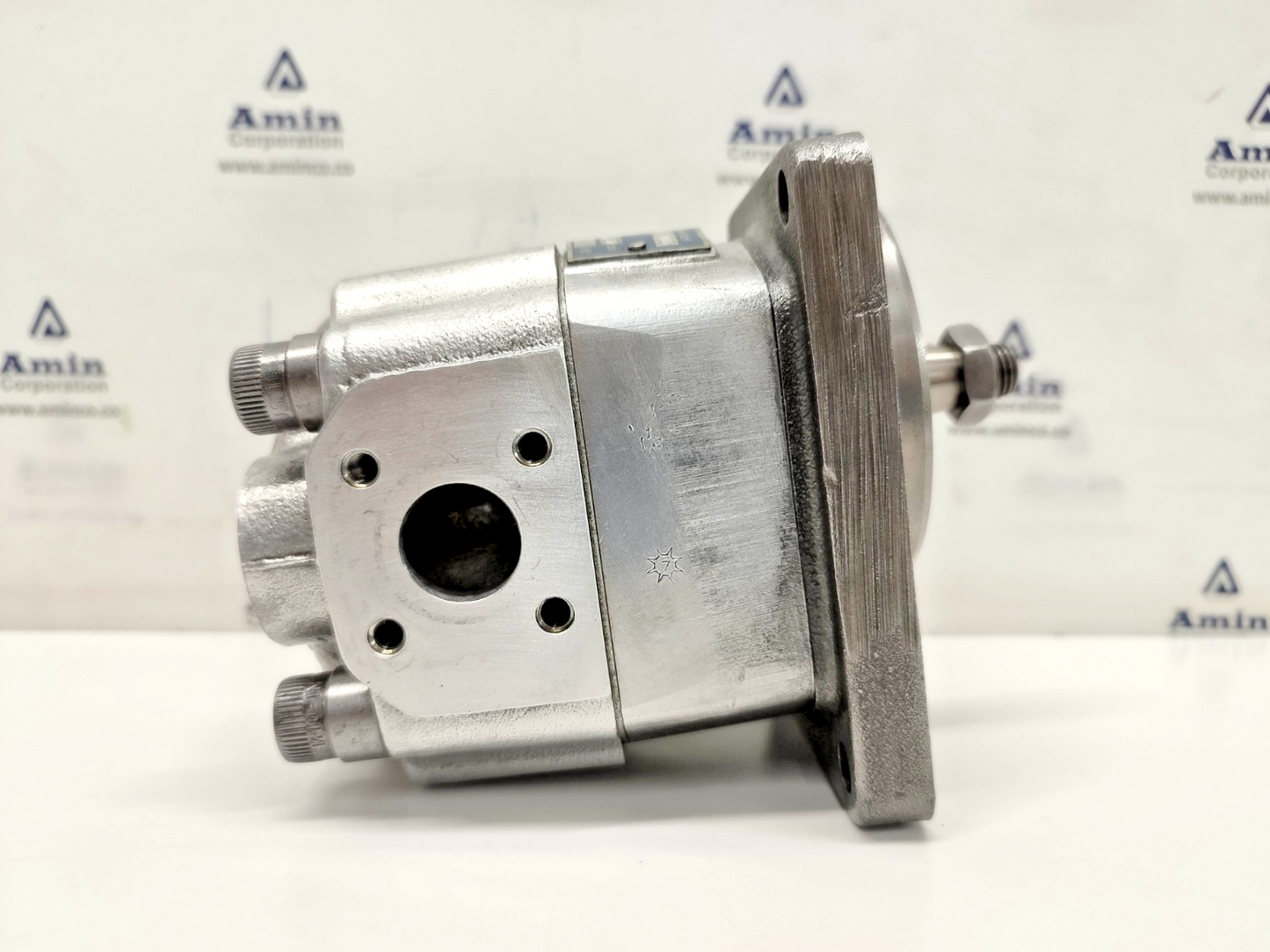Kracht KP12/11 F1LAL00 High pressure Hydraulic Gear Pump 180 bar - Refurbished
