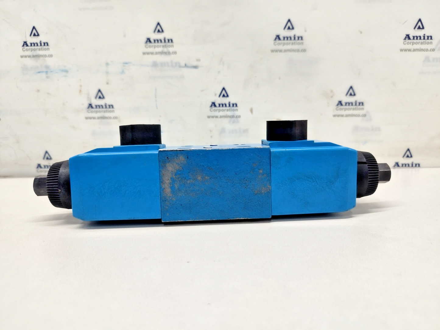 Vickers KDG4V 3 33C30X MU HR7 60 Proportional valve - NEW