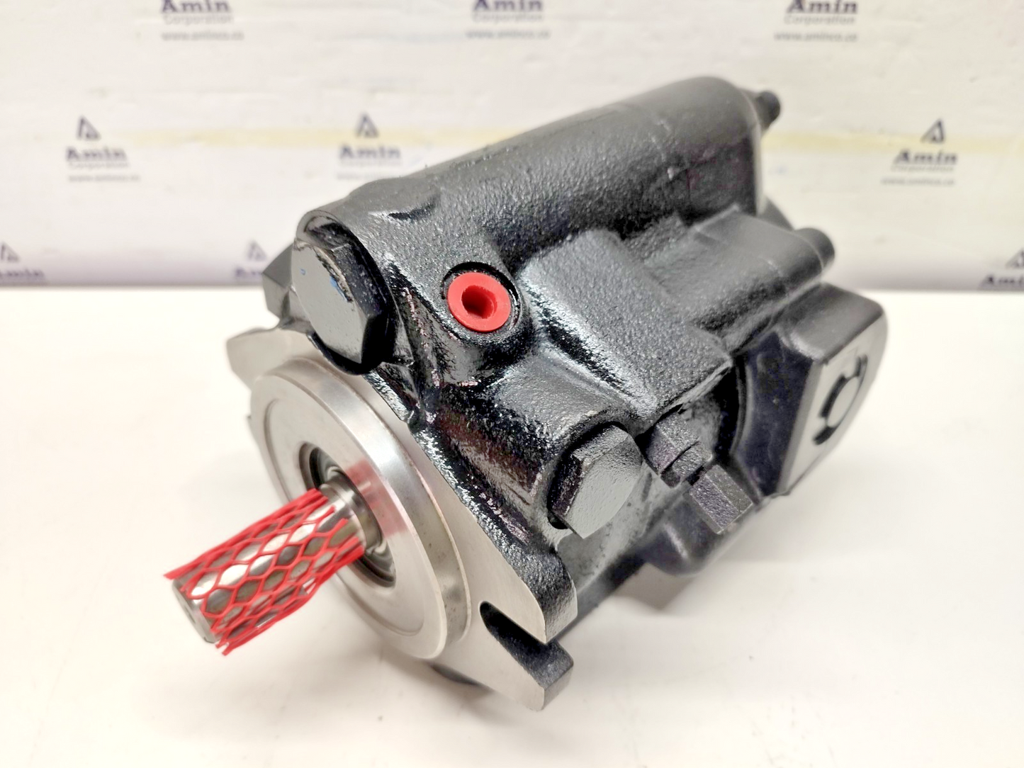 Parker PAVC 33 L223 Variable volume Piston pump PAVC33L223, 3000PSI Max. - NEW