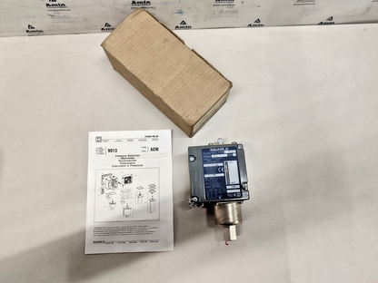SQUARE D Class: 9012 ACW-1 Form: M12 Ser.: C Pressure Switch - NEW
