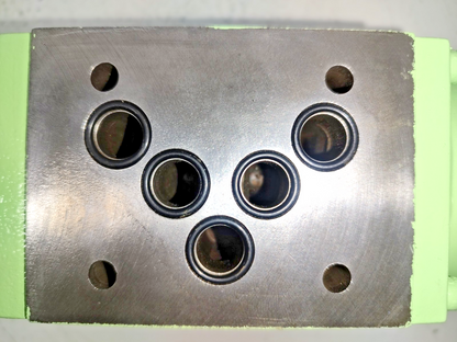 Kawasaki Rexroth 4WE10GL-10L0/LG24NDL Solenoid Valve - NEW