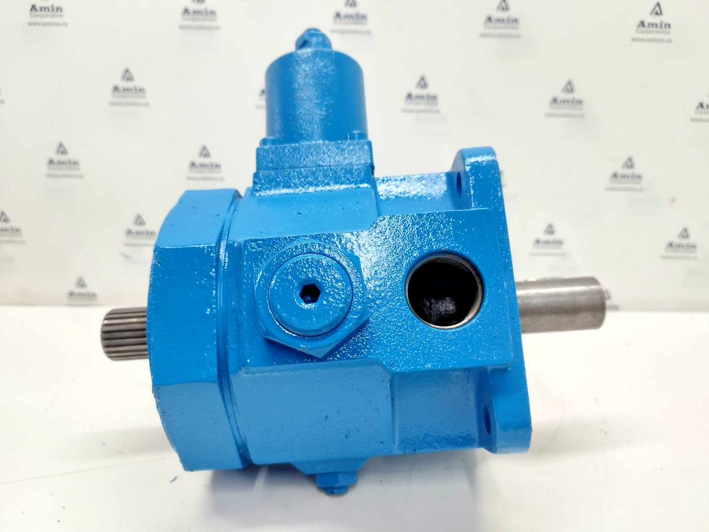 Vickers VVA40FP-C-CWW20 Hydraulic Vane Pump 43cm3/rev. - Refurbished & Tested