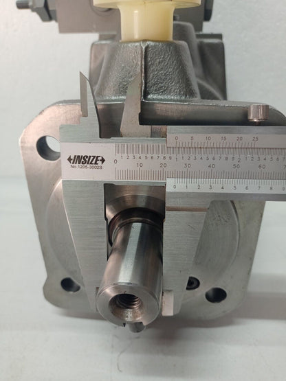 Parker PV028R1K1T1NMMC Variable displacement Axial Piston Pump 28cc - NEW