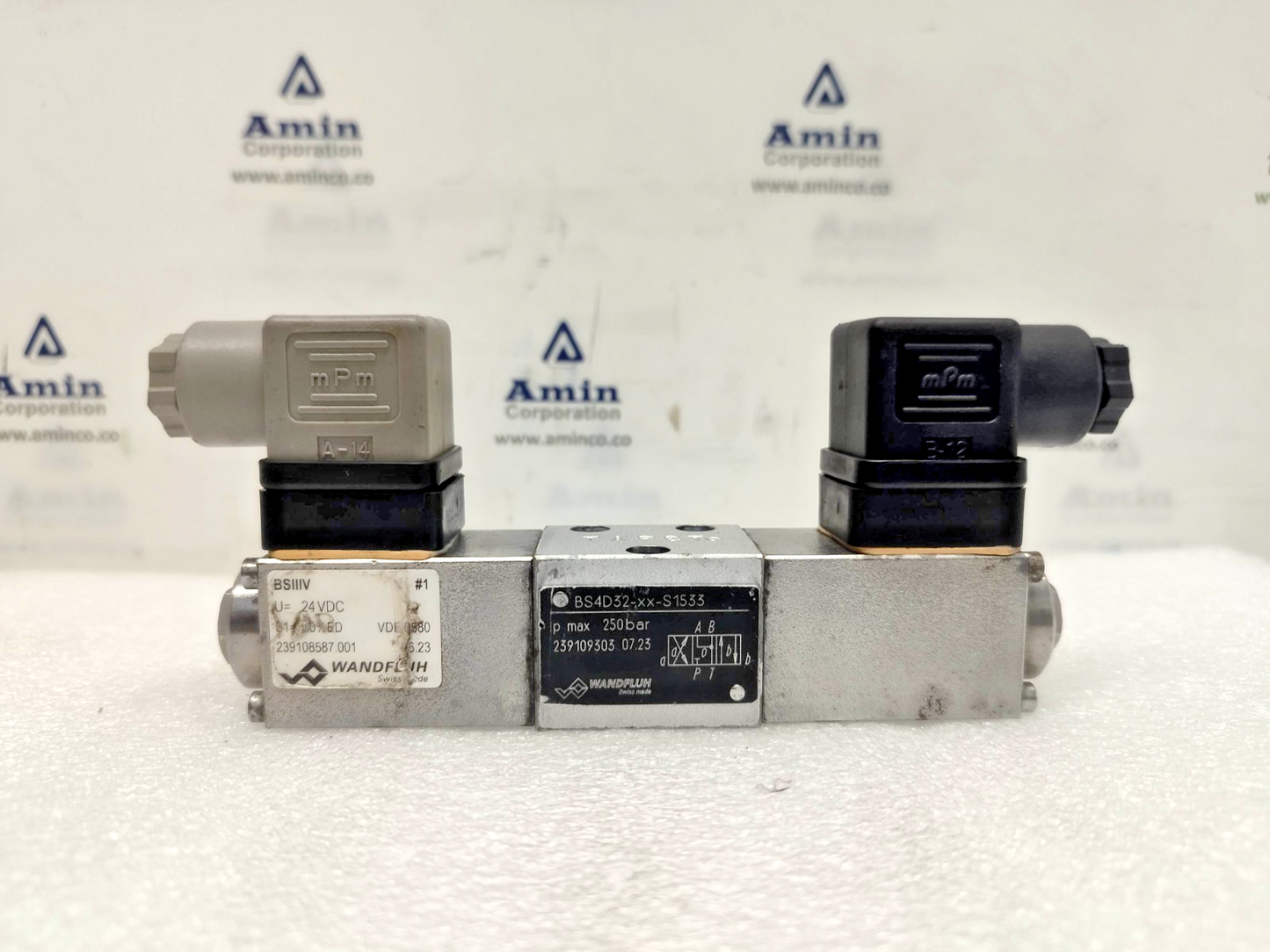 Wandfluh BS4D32-XX-S1533 Solenoid Valve 250bar max, 24VDC