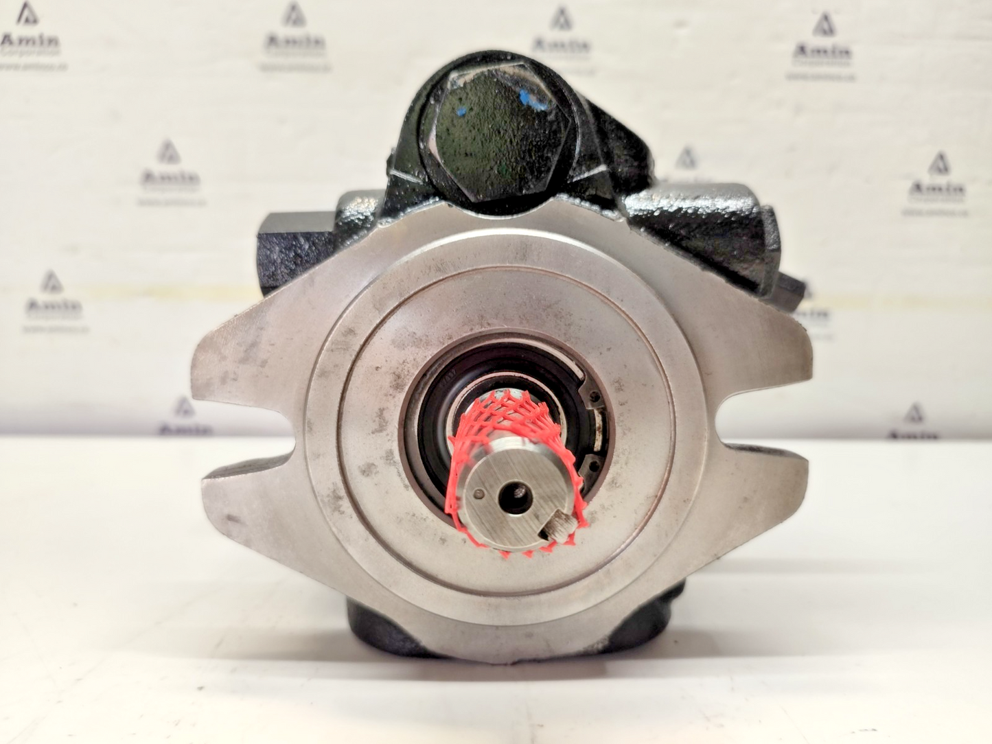 Parker PAVC 33 L223 Variable volume Piston pump PAVC33L223, 3000PSI Max. - NEW